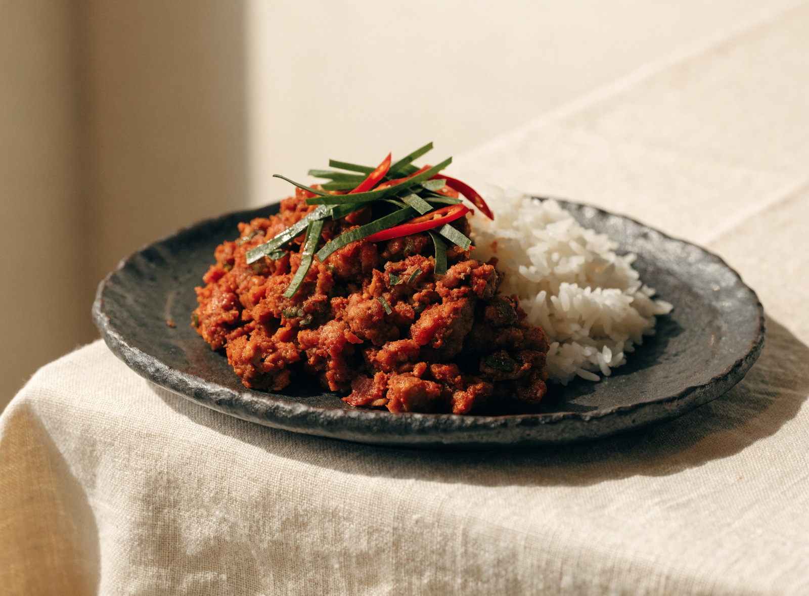 Khua Kling — südthailändisches Trockencurry mit Hackfleisch