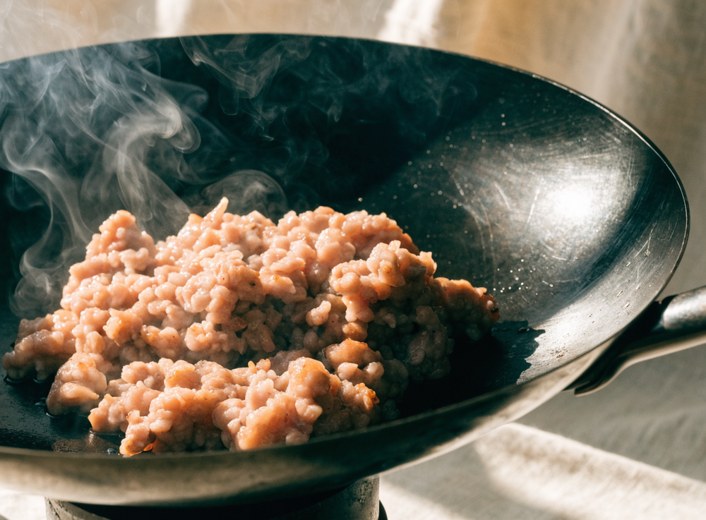 thaani-schritt-krapao-anbraten.png