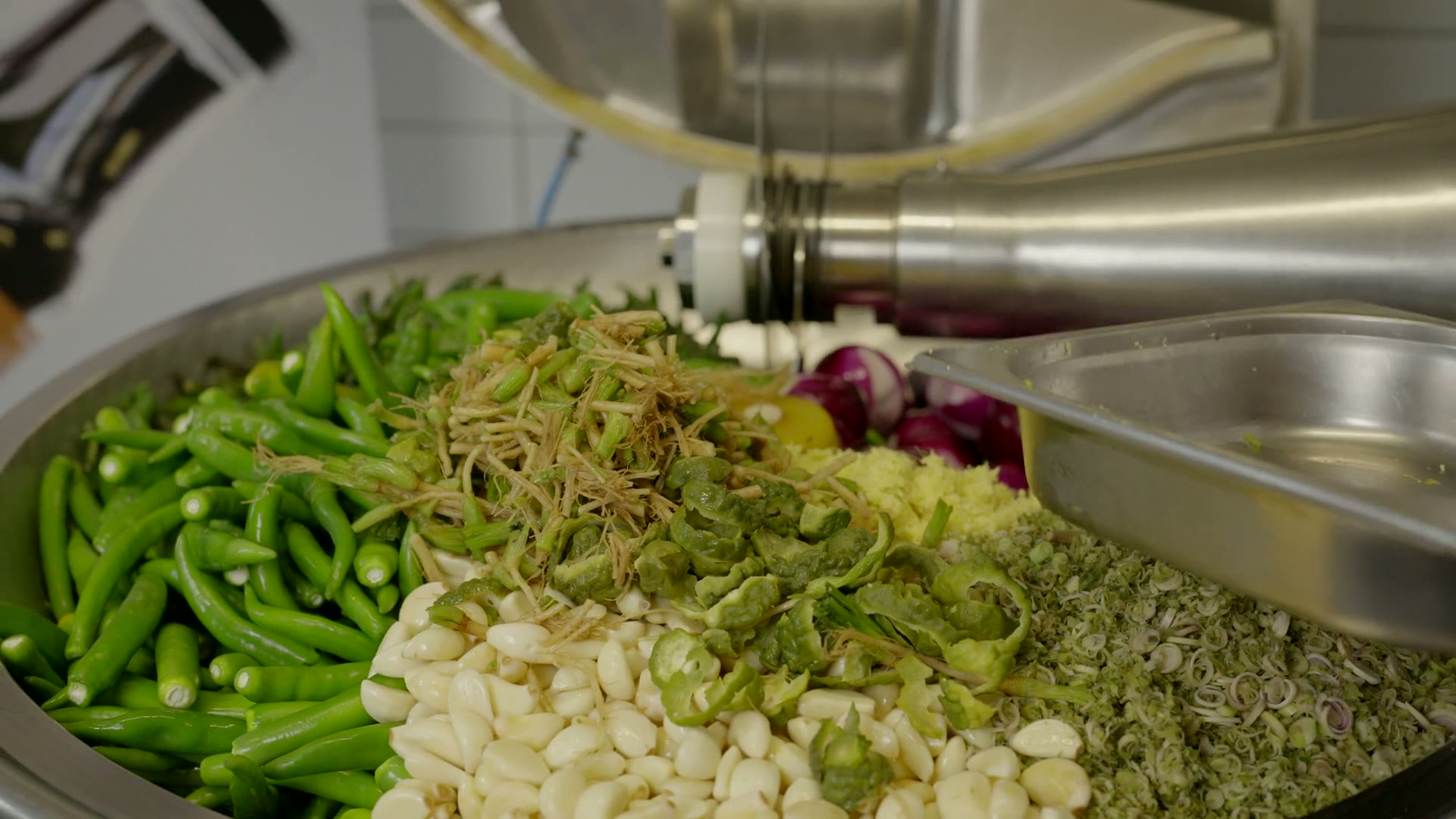Frische Zutaten in der THAANI-Produktion