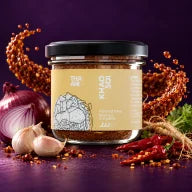 Khao Soi — Currypaste für Khao Soi mit Zutaten und Gewürzen
