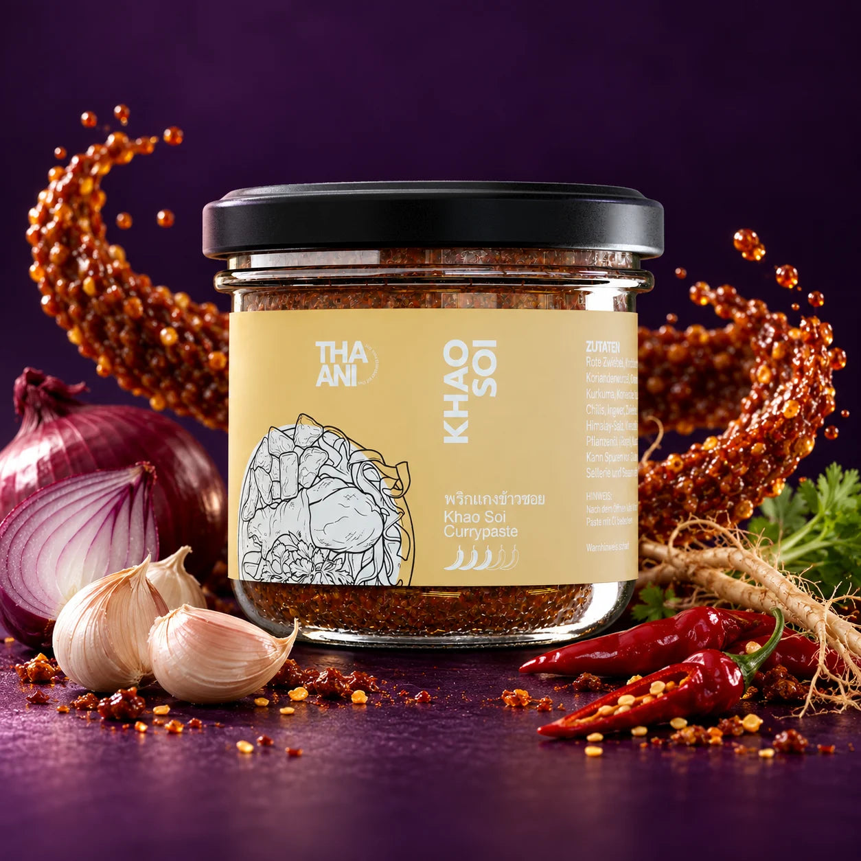 Khao Soi — Currypaste für Khao Soi mit Zutaten und Gewürzen